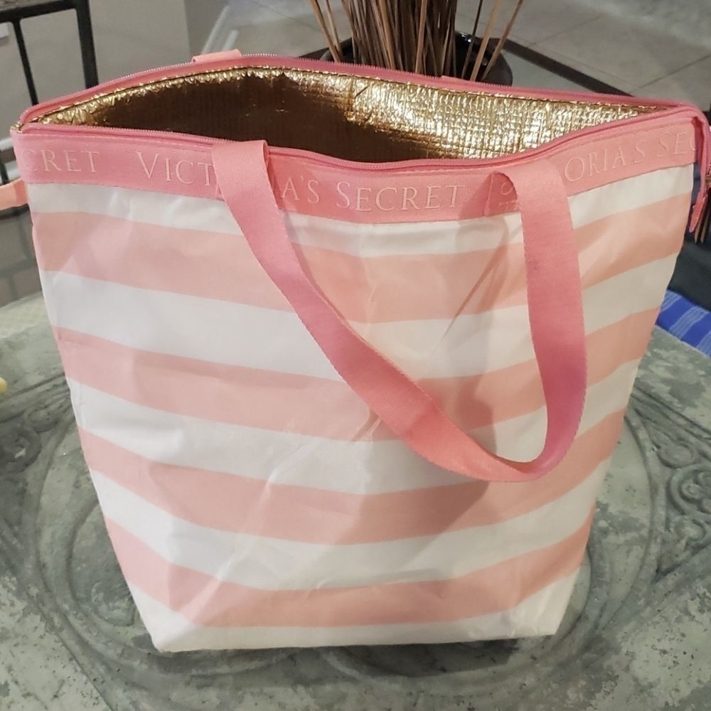 π
Ίβ€ Victoria's Secret Tote Bag